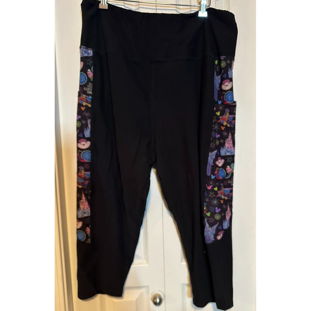 Main Street Electrical Light Parade Capri Style Leggings with side Pockets
